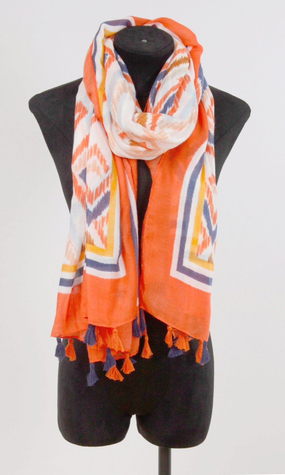 Echarpe avec franges foulard