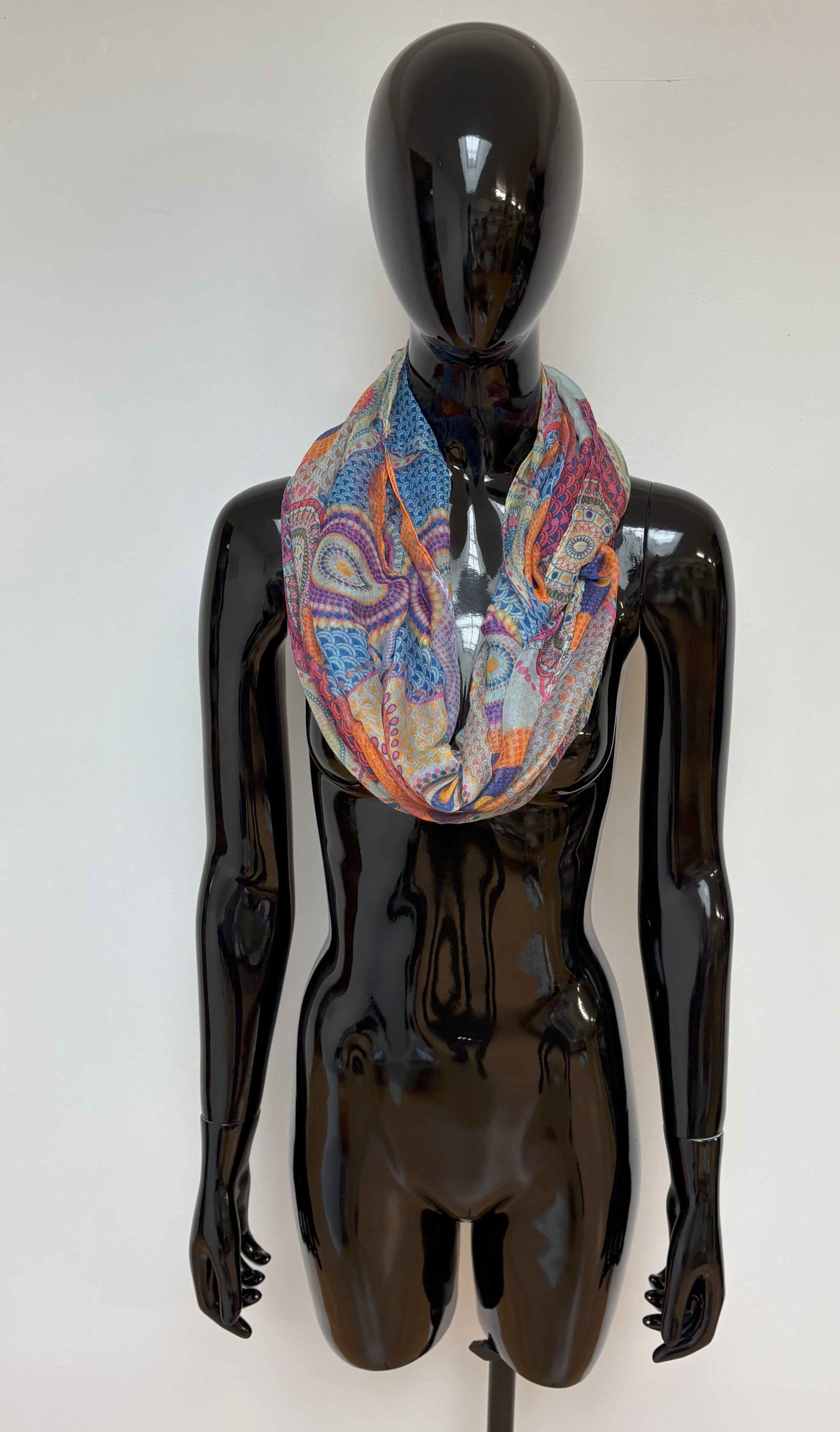 Echarpe ronde avec motif foulard