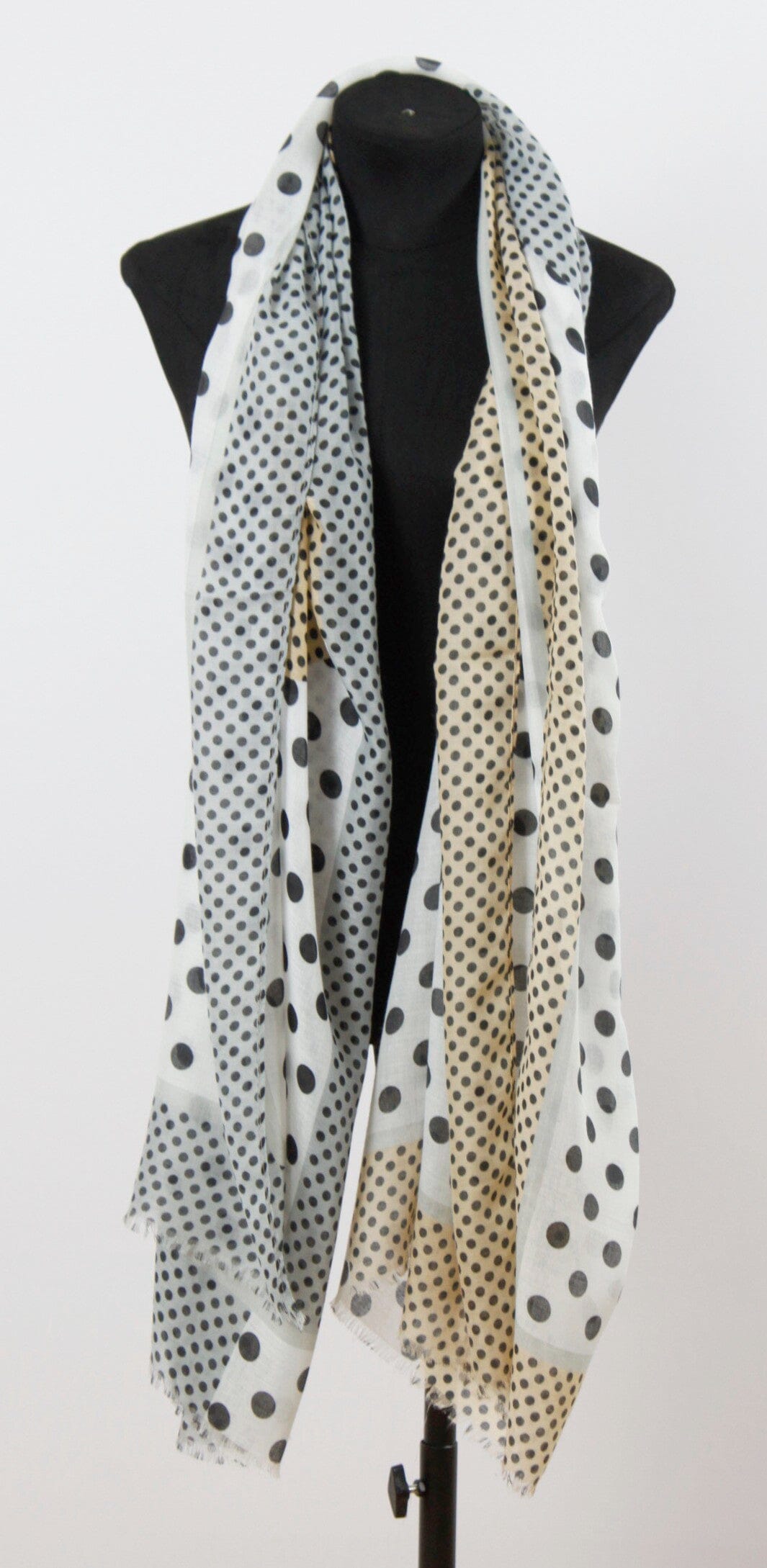 Foulard à pois foulard