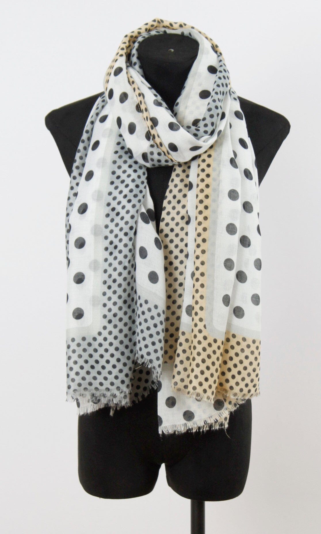 Foulard à pois foulard