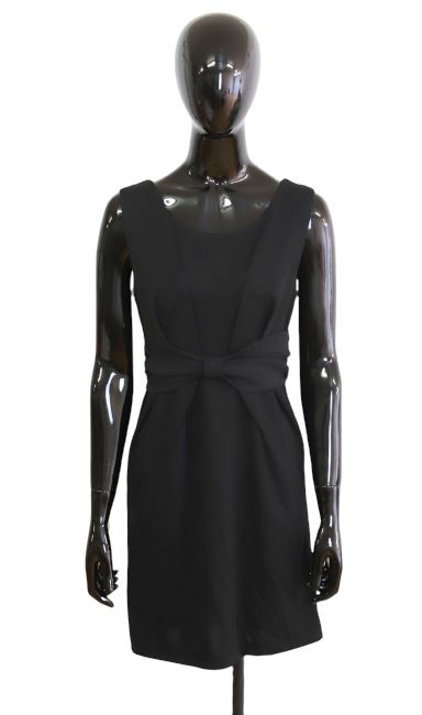 Robe de soirée à noed centré Robe