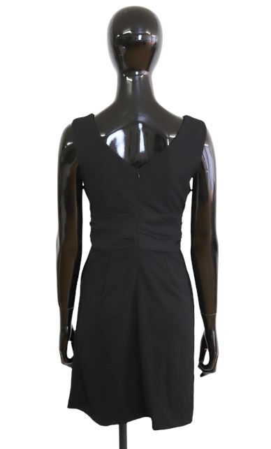 Robe de soirée à noed centré Robe